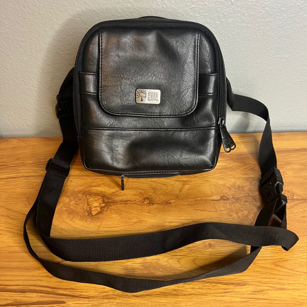 Case Logic Vintage Faux Leather Muli Purpose Media Carry Bag Zip Pockets Utility